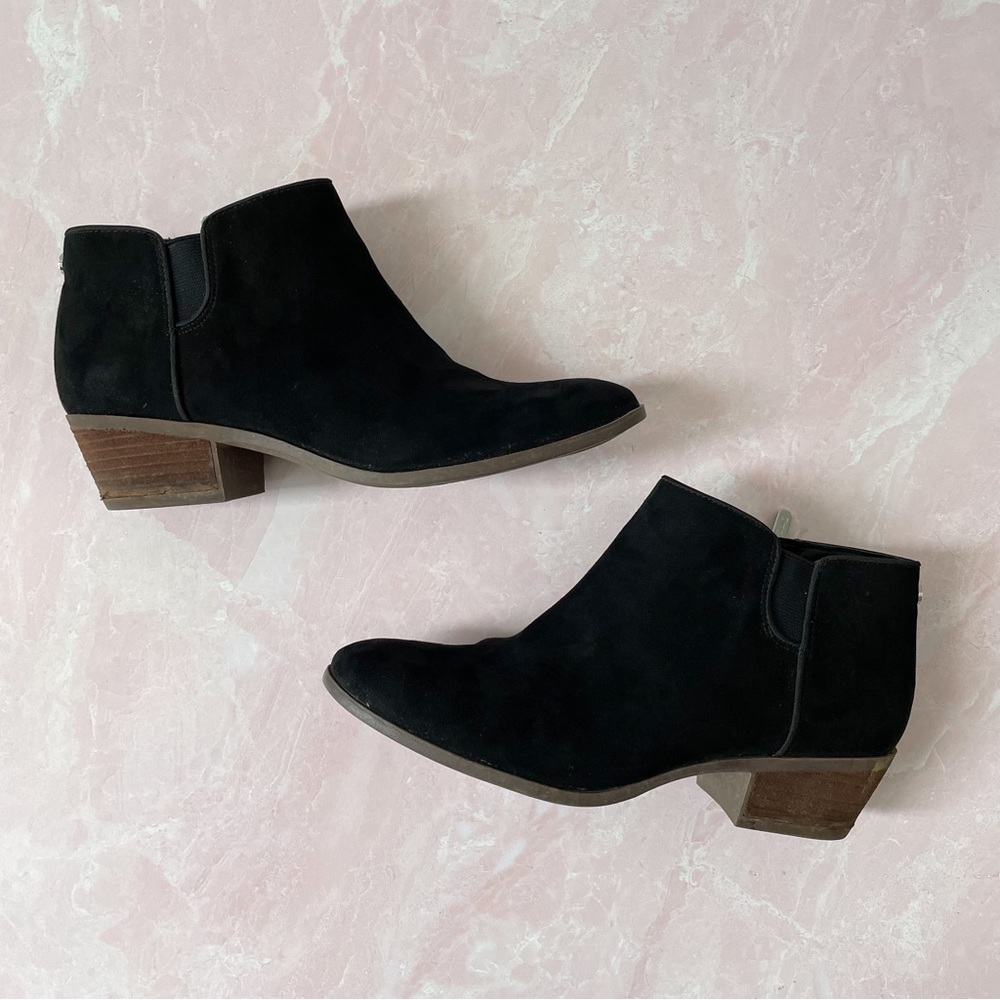 Sam Edelman • Suede Ankle Boots • 8
